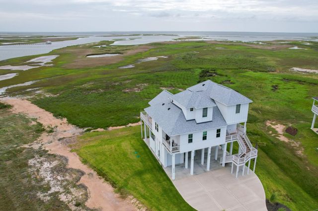 18414 Indian Beach Ct, Galveston, TX 77554