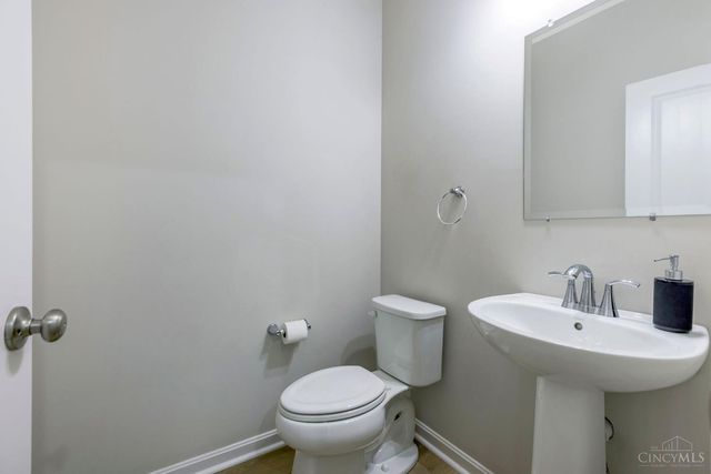 1291 Heather Ridge, Delhi Twp, OH 45233