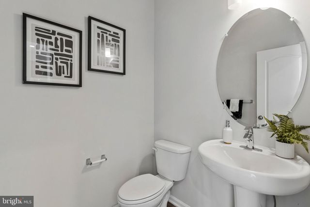 2814 MEDSTEAD LN, Upper Marlboro, MD 20774