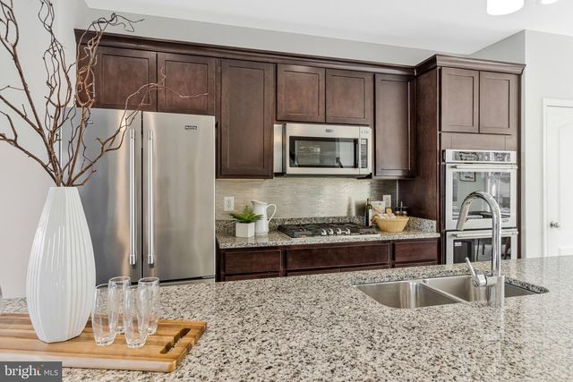 2814 MEDSTEAD LN, Upper Marlboro, MD 20774