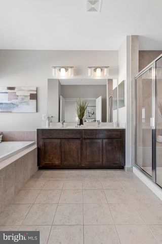 2814 MEDSTEAD LN, Upper Marlboro, MD 20774