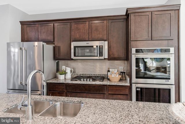 2814 MEDSTEAD LN, Upper Marlboro, MD 20774