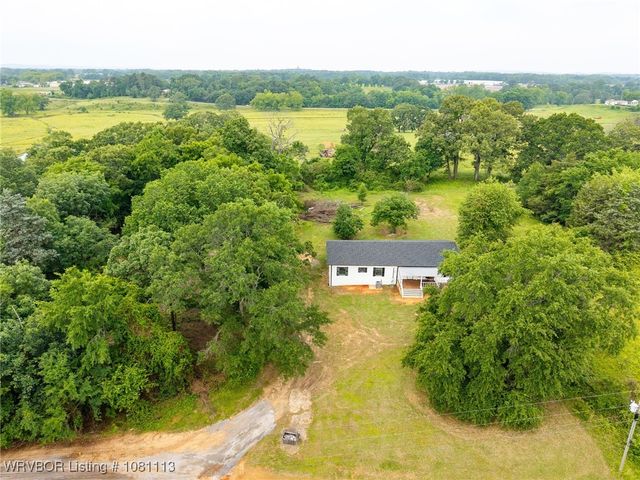 1536 Willow Breeze Bend, Van Buren, AR 72956