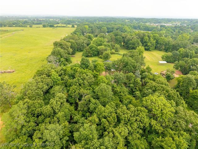 1536 Willow Breeze Bend, Van Buren, AR 72956