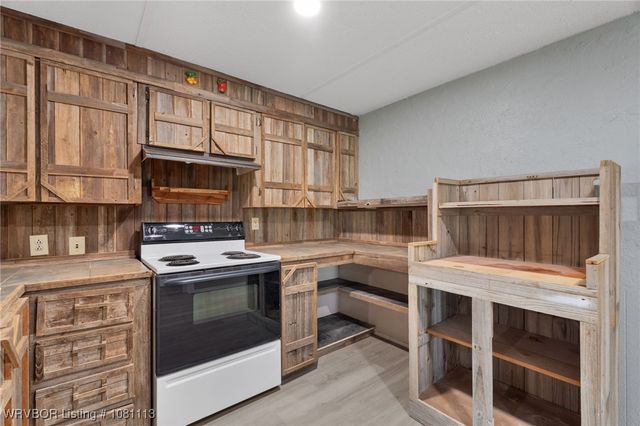 1536 Willow Breeze Bend, Van Buren, AR 72956