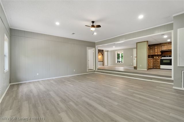 1536 Willow Breeze Bend, Van Buren, AR 72956