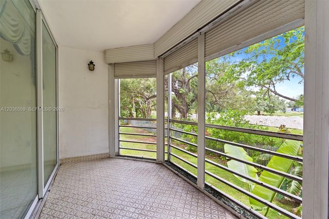 1201 NE 191st Street G219, Miami, FL 33179