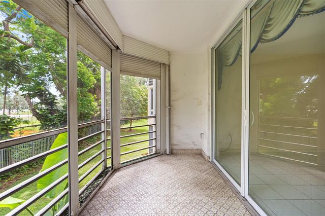 1201 NE 191st Street G219, Miami, FL 33179