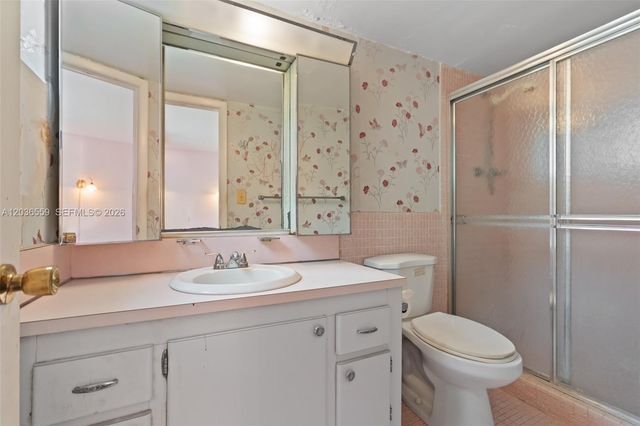1201 NE 191st Street G219, Miami, FL 33179