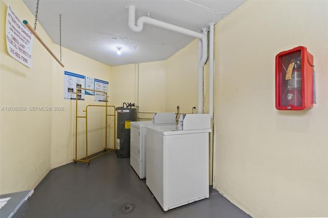 1201 NE 191st Street G219, Miami, FL 33179