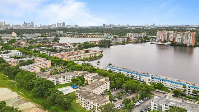 1201 NE 191st Street G219, Miami, FL 33179