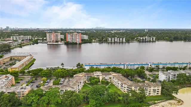 1201 NE 191st Street G219, Miami, FL 33179