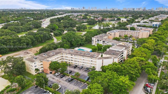 1201 NE 191st Street G219, Miami, FL 33179