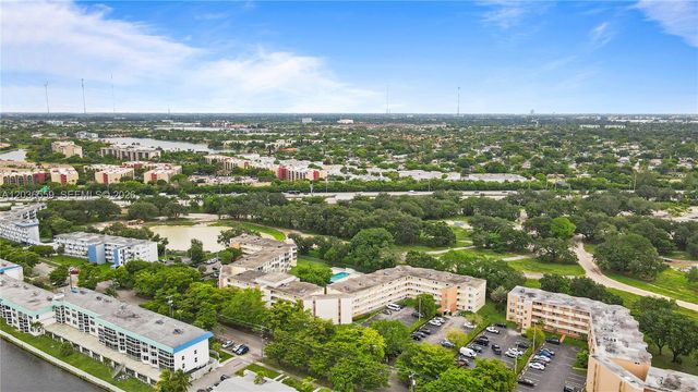 1201 NE 191st Street G219, Miami, FL 33179