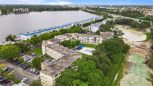 1201 NE 191st Street G219, Miami, FL 33179