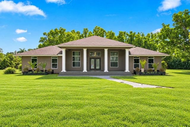 9176 190th Street N, Loxahatchee, FL 33470