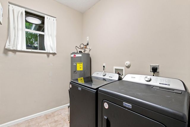 9176 190th Street N, Loxahatchee, FL 33470
