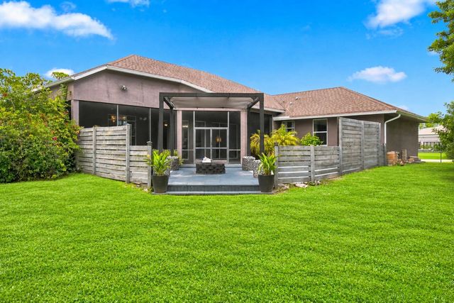 9176 190th Street N, Loxahatchee, FL 33470