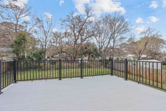 2925 N 1St St, St Augustine, FL 32084