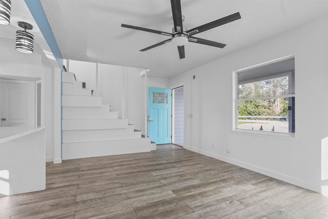2925 N 1St St, St Augustine, FL 32084