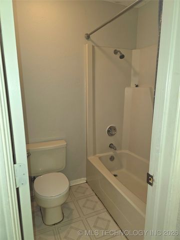 6726 S 78th East Avenue, Tulsa, OK 74133