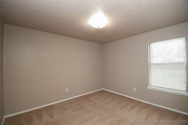 6726 S 78th East Avenue, Tulsa, OK 74133