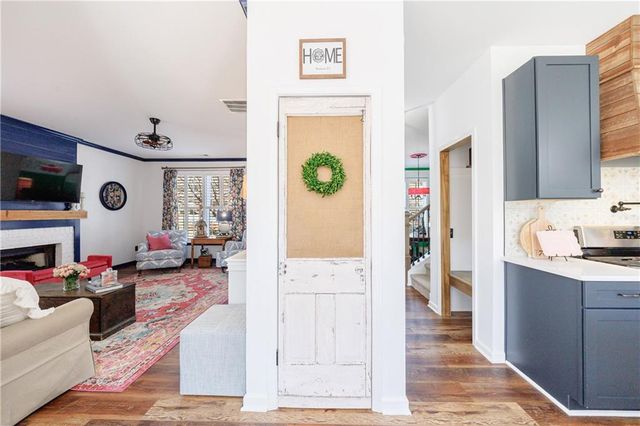 3055 Winston Terrace Court, Alpharetta, GA 30009