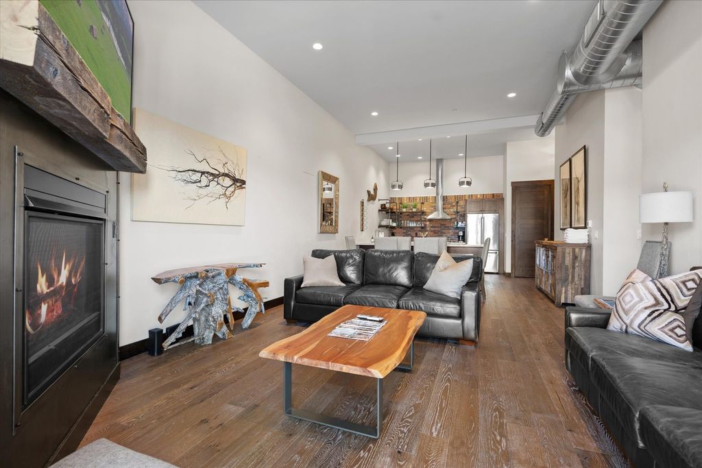 214 E 2nd Street 301, Whitefish, MT 59937 photo 10