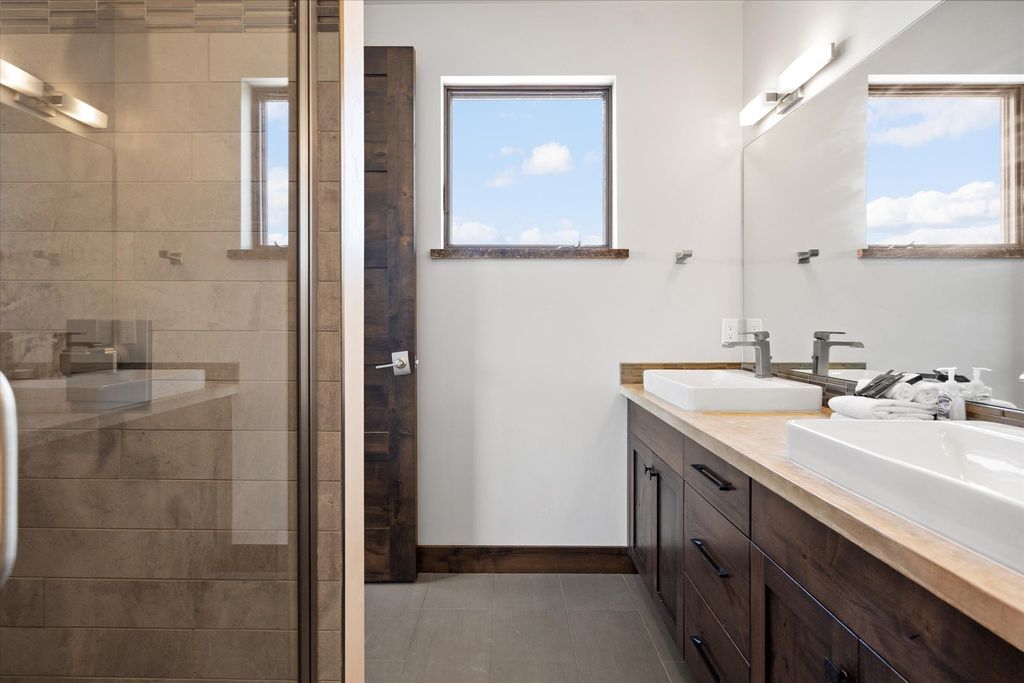 214 E 2nd Street 301, Whitefish, MT 59937 photo 25