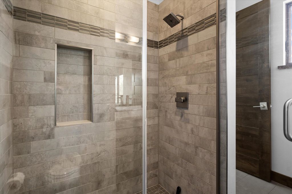 214 E 2nd Street 301, Whitefish, MT 59937 photo 26