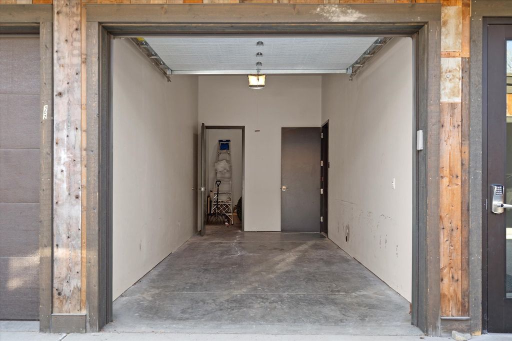 214 E 2nd Street 301, Whitefish, MT 59937 photo 36