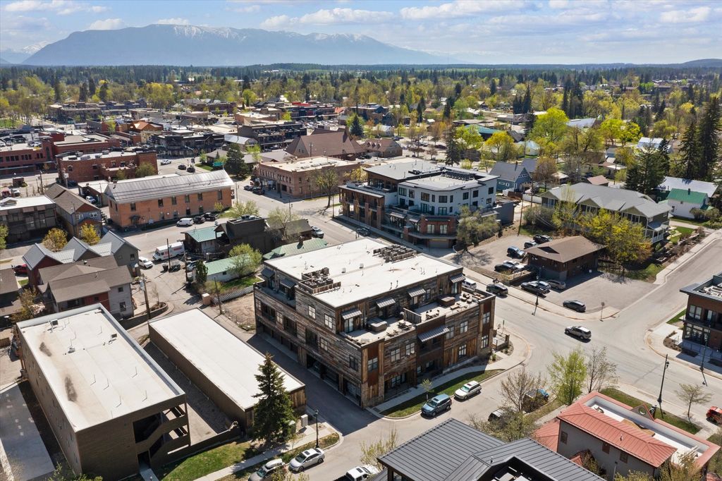 214 E 2nd Street 301, Whitefish, MT 59937 photo 45