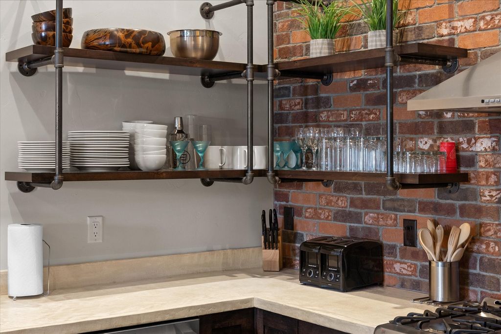 214 E 2nd Street 301, Whitefish, MT 59937 photo 6