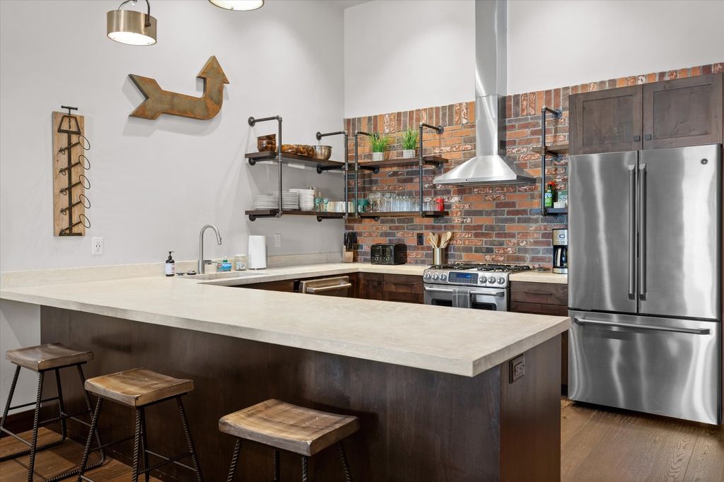 214 E 2nd Street 301, Whitefish, MT 59937 photo 9