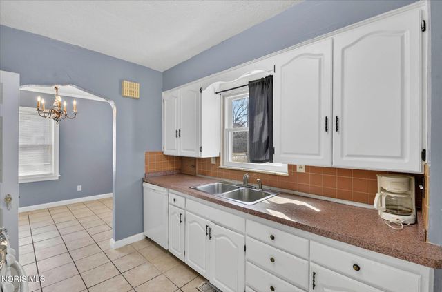 2548 Georgetown Avenue, Toledo, OH 43613