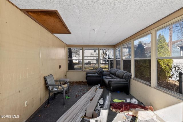 2548 Georgetown Avenue, Toledo, OH 43613