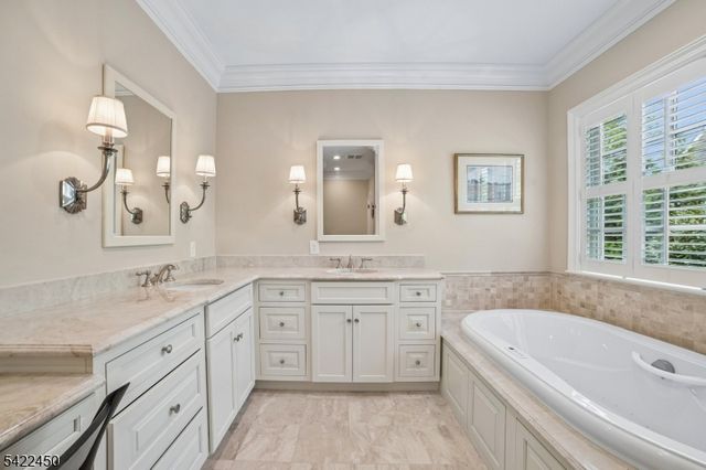 74 Noe Ave, Madison Boro, NJ 07940