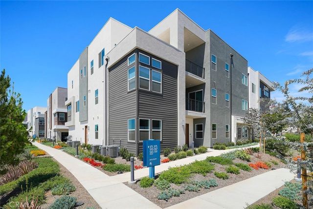 523 Mulligan, Irvine, CA 92618