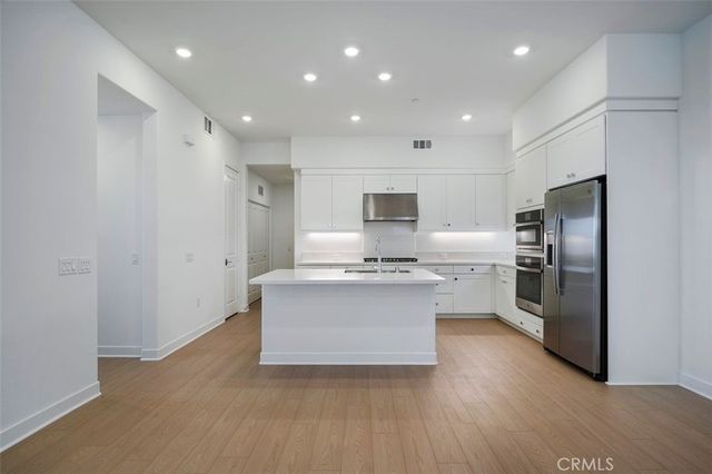 523 Mulligan, Irvine, CA 92618