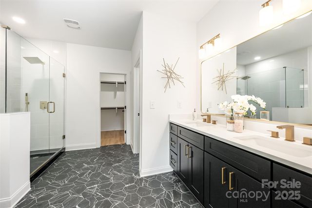 1802 Vinton Street, Charlotte, NC 28216