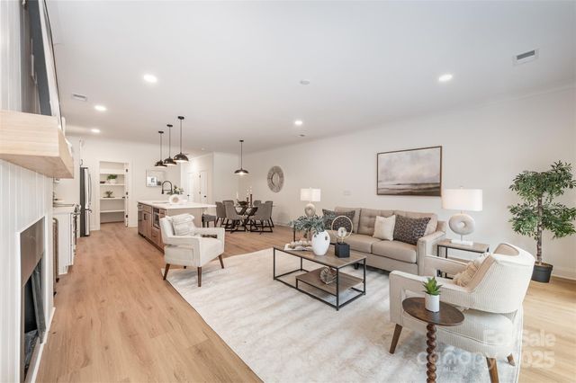 1802 Vinton Street, Charlotte, NC 28216