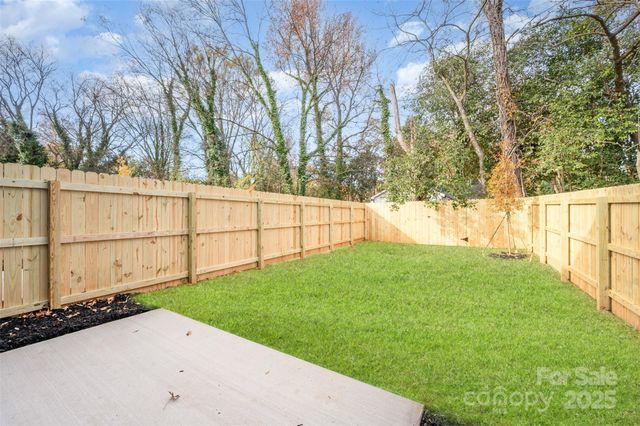 1802 Vinton Street, Charlotte, NC 28216