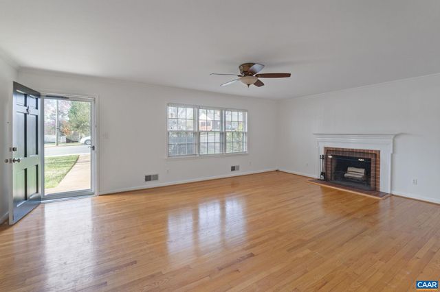 617 DAVIS AVE, Charlottesville, VA 22901