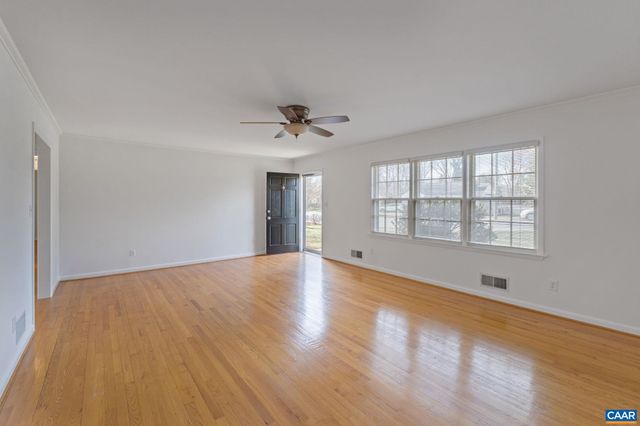 617 DAVIS AVE, Charlottesville, VA 22901