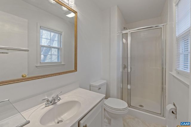 617 DAVIS AVE, Charlottesville, VA 22901