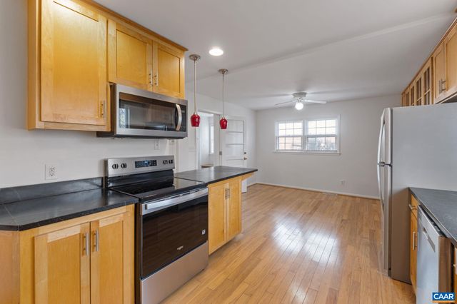 617 DAVIS AVE, Charlottesville, VA 22901