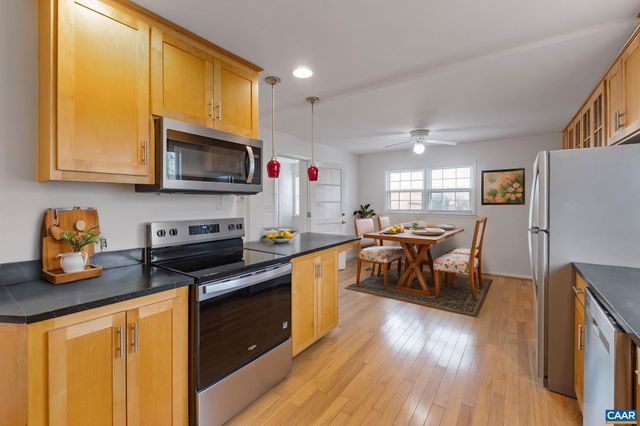 617 DAVIS AVE, Charlottesville, VA 22901