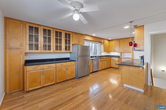 617 DAVIS AVE, Charlottesville, VA 22901