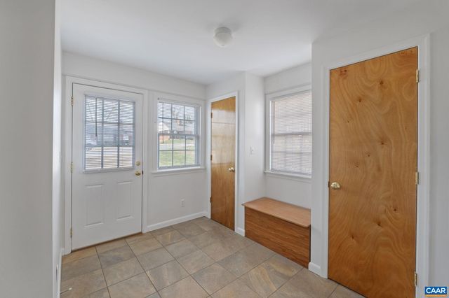 617 DAVIS AVE, Charlottesville, VA 22901