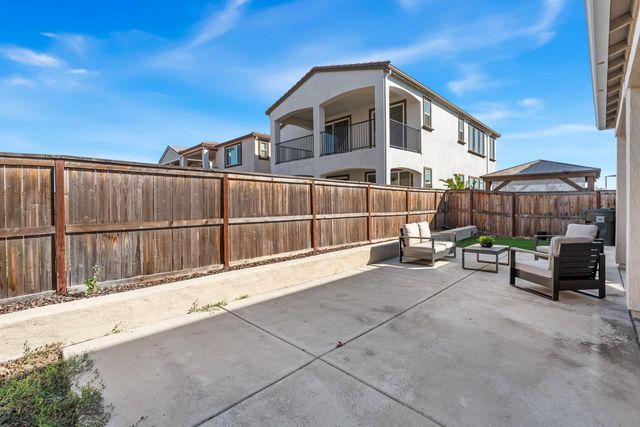 3607 Yellow Leaf Ave, Sacramento, CA 95835